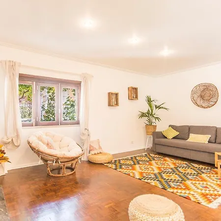 Gota Dagua Surf Camp - Costa Da Caparica, Lisbon