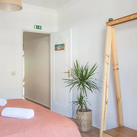 호스텔 Gota Dagua Surf Camp - Costa Da Caparica, Lisbon