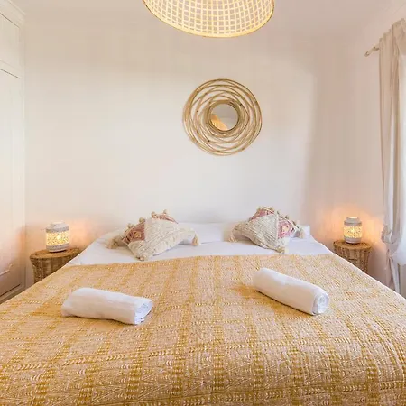 Gota Dagua Surf Camp - Costa Da Caparica, Lisbon 호스텔