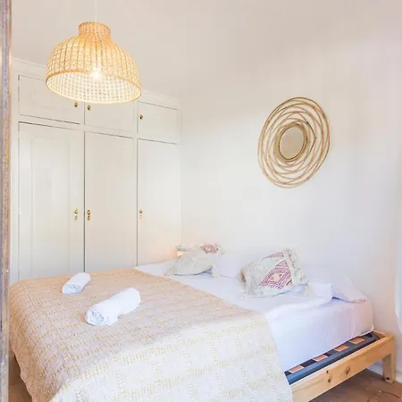 Gota Dagua Surf Camp - Costa Da Caparica, Lisbon * 코스타 다 카파리카