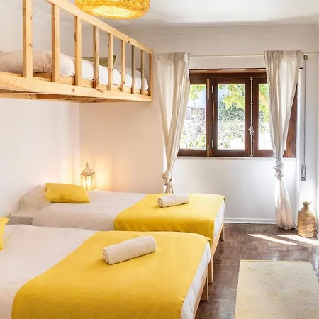 Gota Dagua Surf Camp - Costa Da Caparica, Lisbon