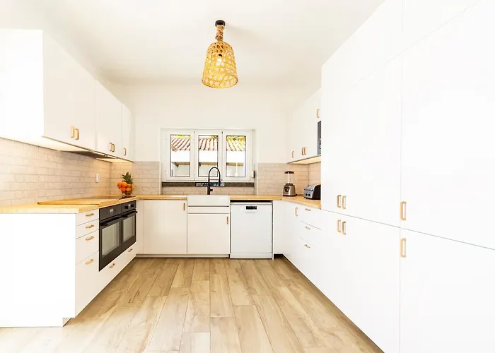 Gota Dagua Surf Camp - Costa Da Caparica, Lisbon Vandrerhjem Costa de Caparica