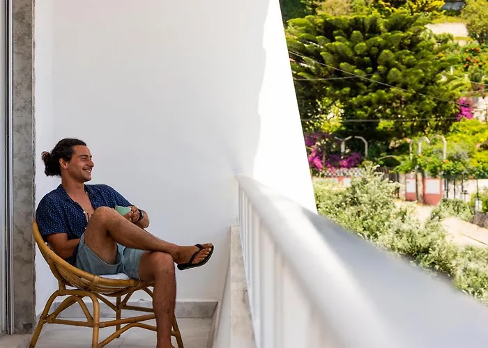 Gota Dagua Surf Camp - Costa Da Caparica, Lisbon Vandrerhjem *