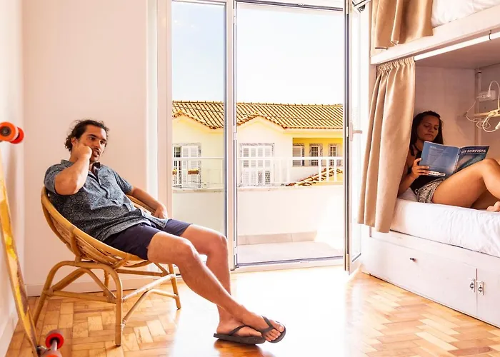 Vandrerhjem Gota Dagua Surf Camp - Costa Da Caparica, Lisbon Costa de Caparica