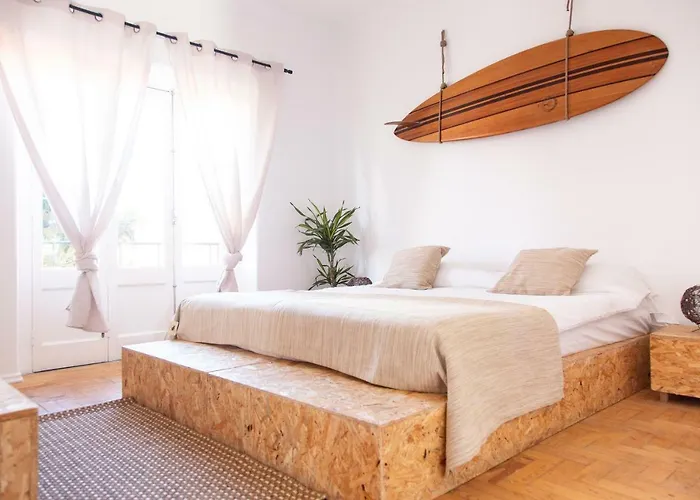 Gota Dagua Surf Camp - Costa Da Caparica, Lisbon