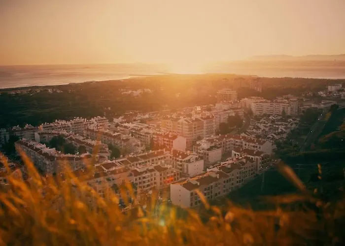 Gota Dagua Surf Camp - Costa Da Caparica, Lisbon Vandrerhjem Costa de Caparica
