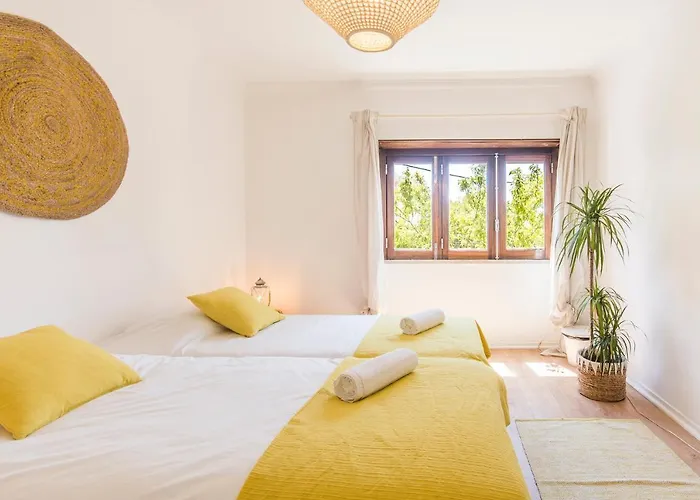 Gota Dagua Surf Camp - Costa Da Caparica, Lisbon Vandrerhjem Costa de Caparica