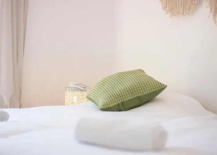 Gota Dagua Surf Camp - Costa Da Caparica, Lisbon