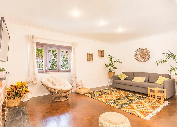 Gota Dagua Surf Camp - Costa Da Caparica, Lisbon