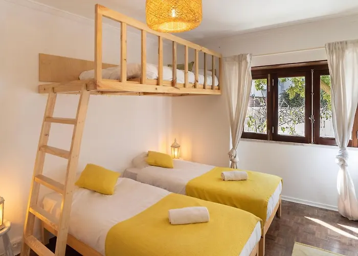 Gota Dagua Surf Camp - Costa Da Caparica, Lisbon * Costa de Caparica