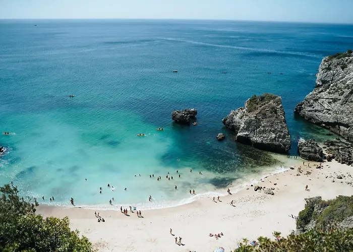 Gota Dagua Surf Camp - Costa Da Caparica, Lisbon Vandrerhjem *